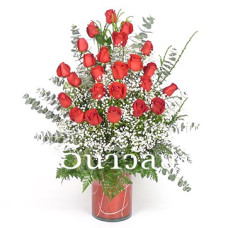 Promotion(29%off)Valentine's day - Kiss me more (24 long stemmed red roses in a glass vase)